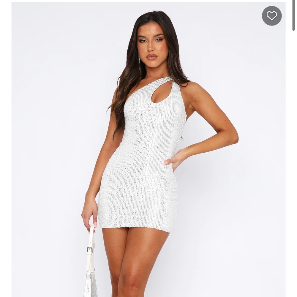 White Fox Boutique - Mini dress Size Medium - Silver